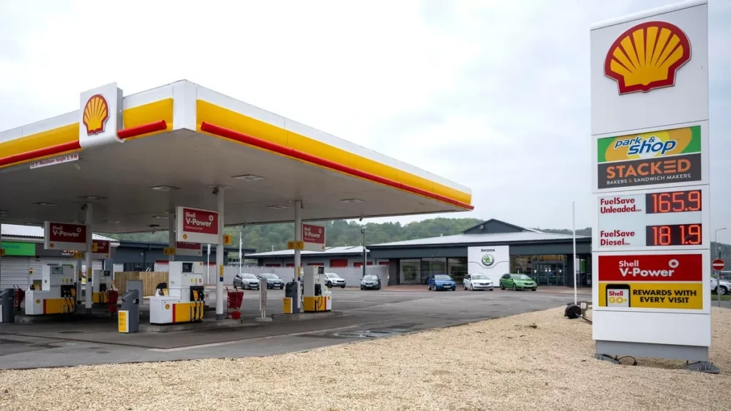 Thousands of Nigerians file pollution cases against Shell