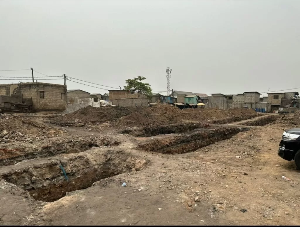 Tempers rising at Agbogbloshie as traders are cleared to make way for Kayayei hostel project