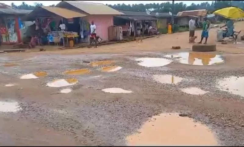 Govt releases GH¢150 million to patch potholes across the country