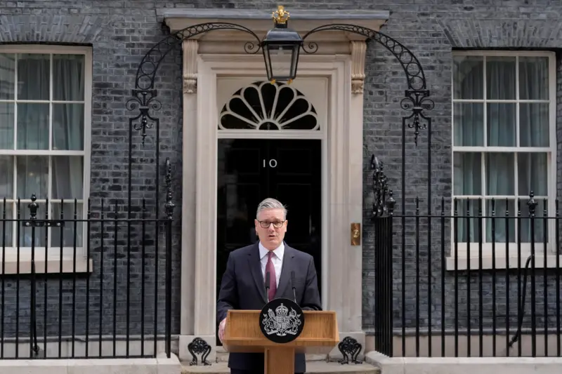 Keir Starmer announces resignation as UK PM